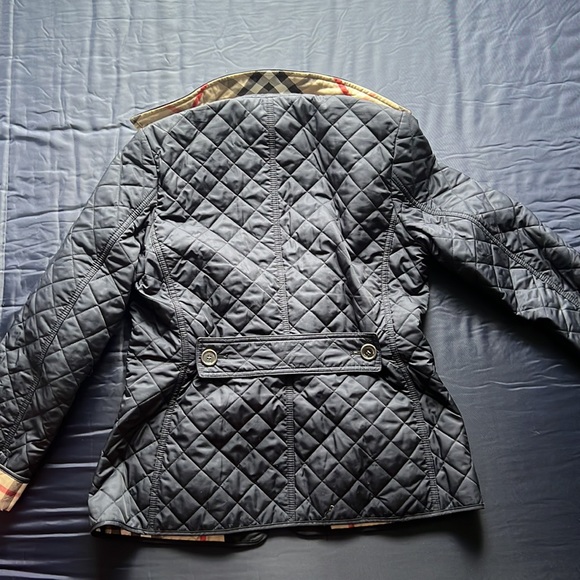 Burberry spring jacket - Picture 6 of 6